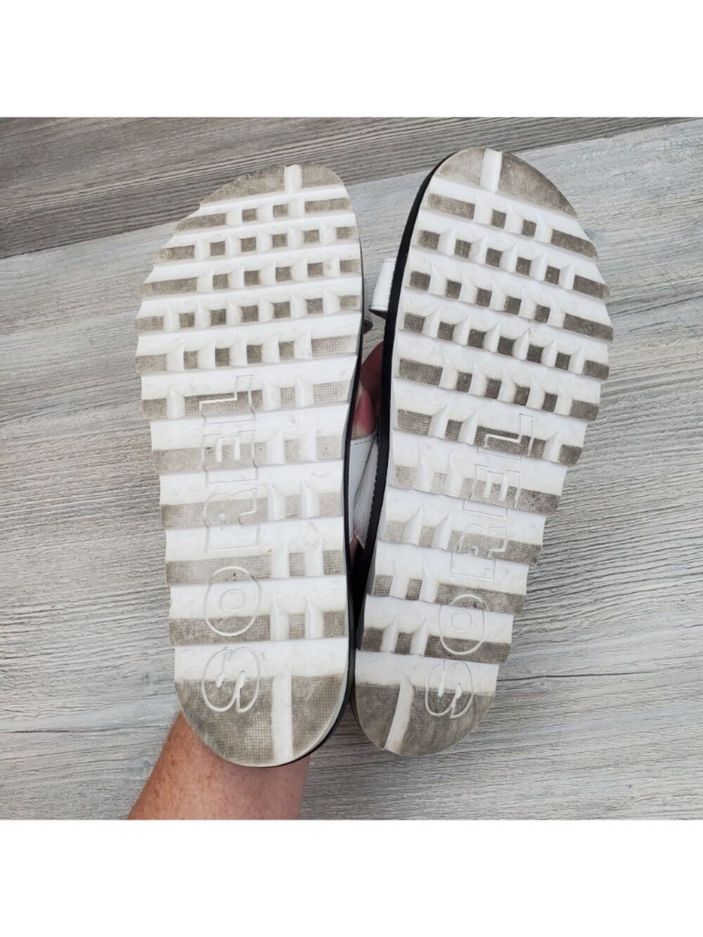 Sorel Roaming Buckle Slide in Sea Salt - Picture 10 of 11